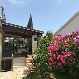 App Sorgo Apartment Novigrad Istria