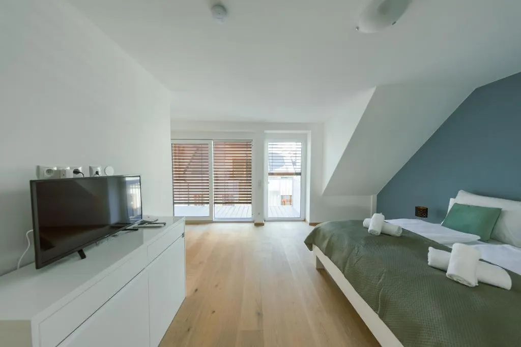 New Design Penthouse And Apartments Wien