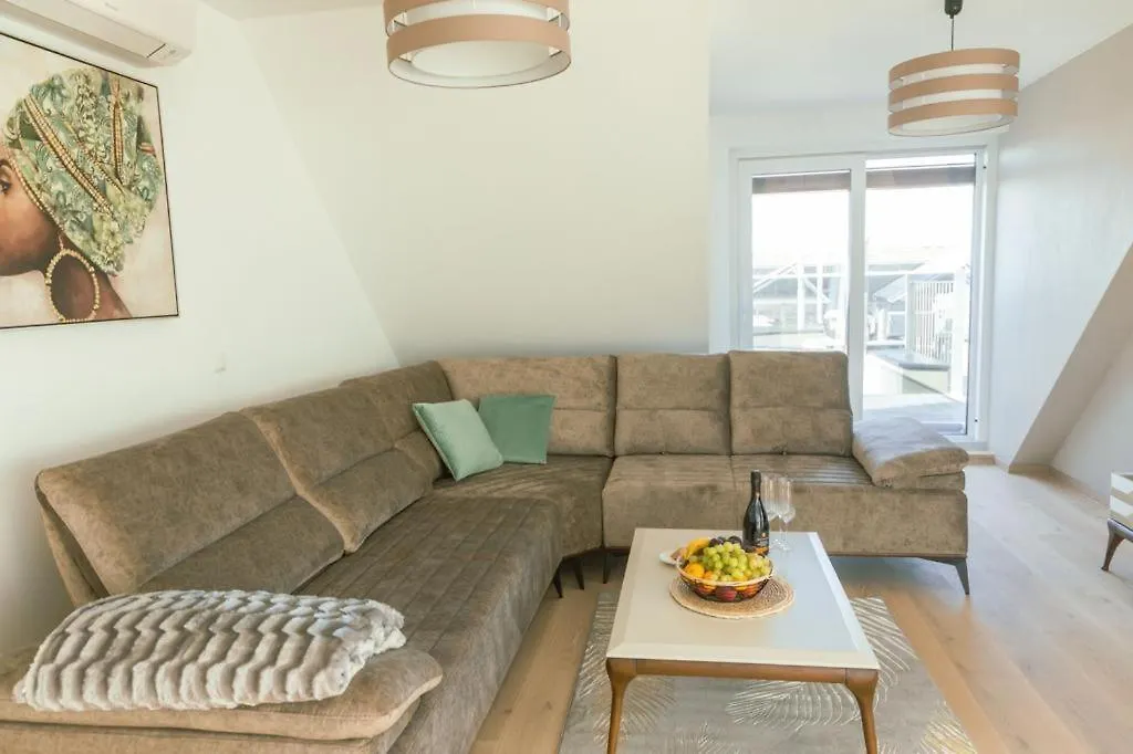 New Design Penthouse And Apartments Wien 0*,
