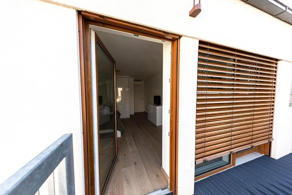 New Design Penthouse And Apartments Wien 0*,  Österreich