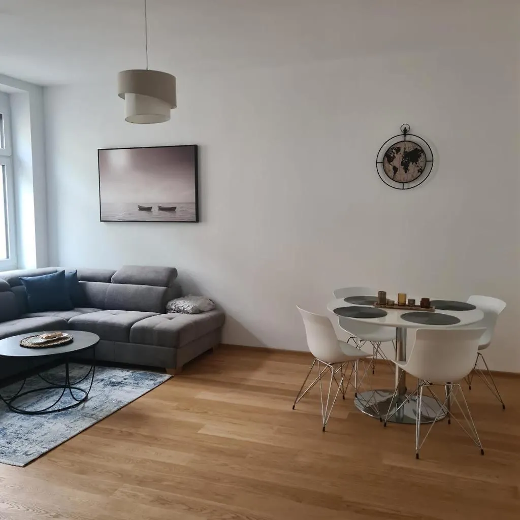 New Design Penthouse And Apartments Wien