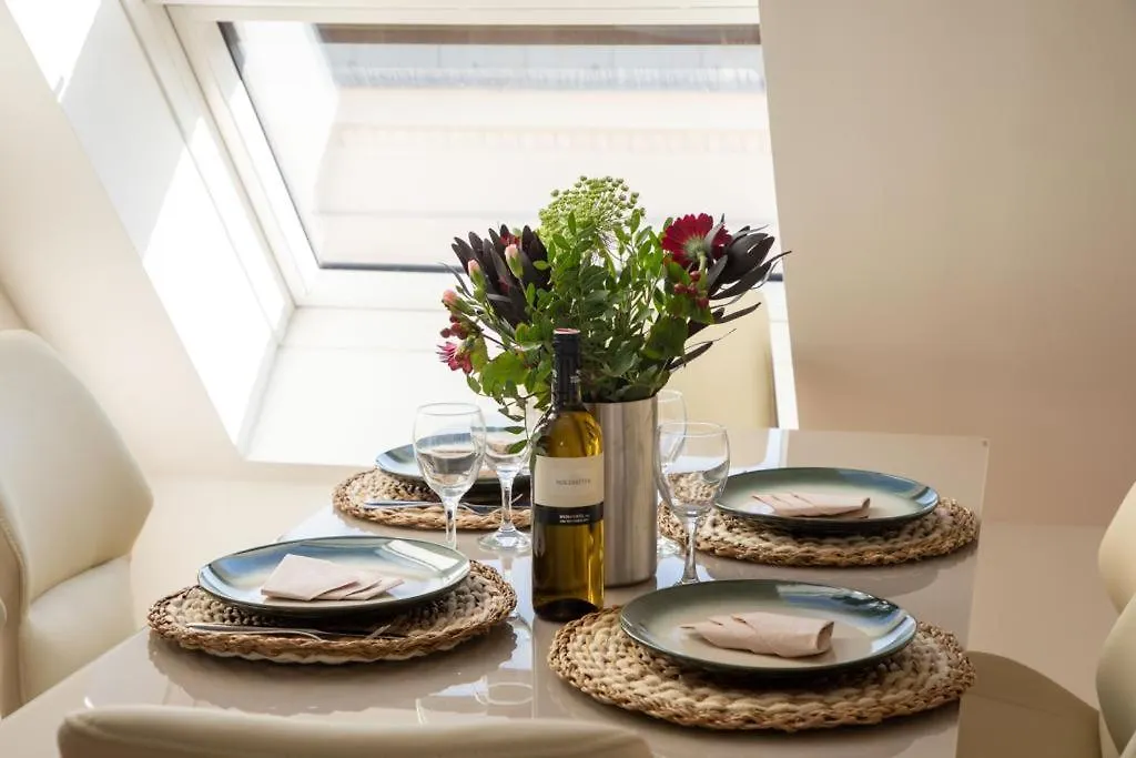 New Design Penthouse And Apartments Wien